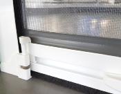 Bloqueur moustiquaire PVC renforcé vis laitonnée